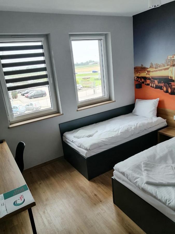 Blue Hotel Kaliszki Eksteriør billede