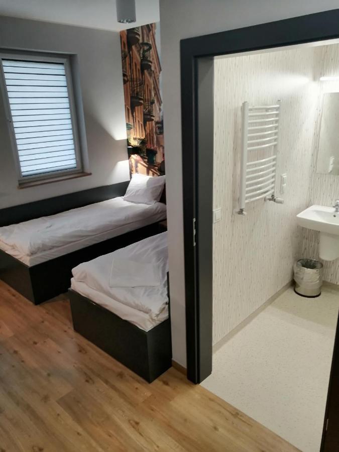 Blue Hotel Kaliszki Eksteriør billede